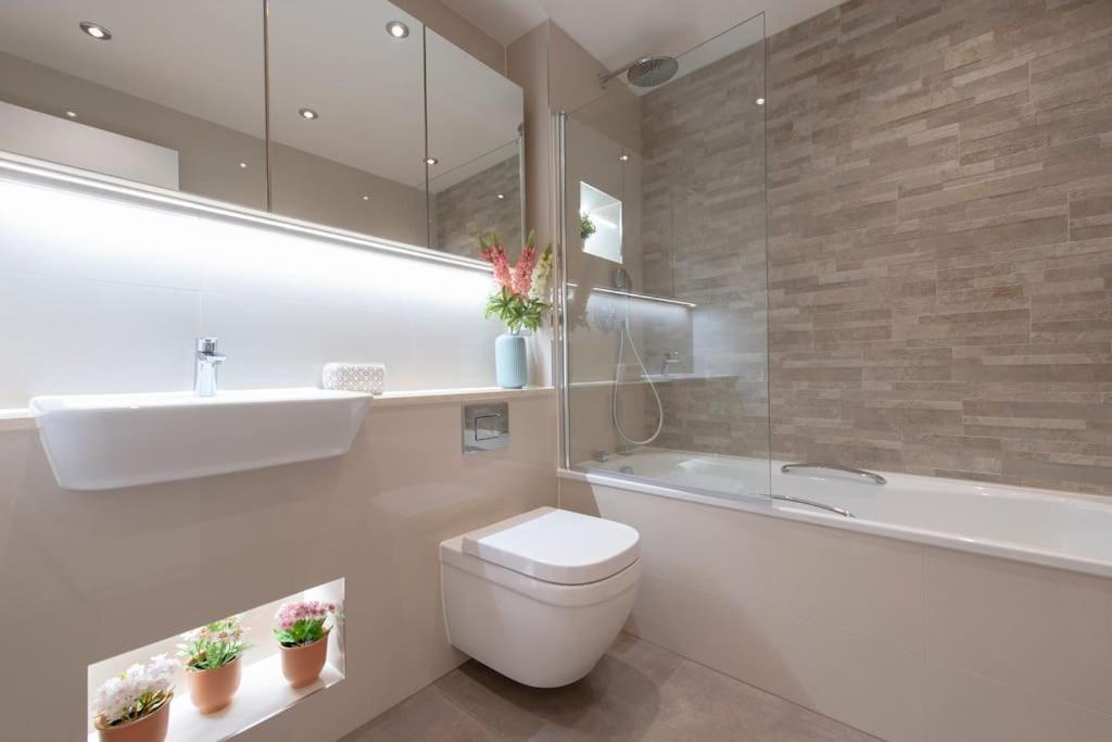 Park View Apartments Лондон Экстерьер фото