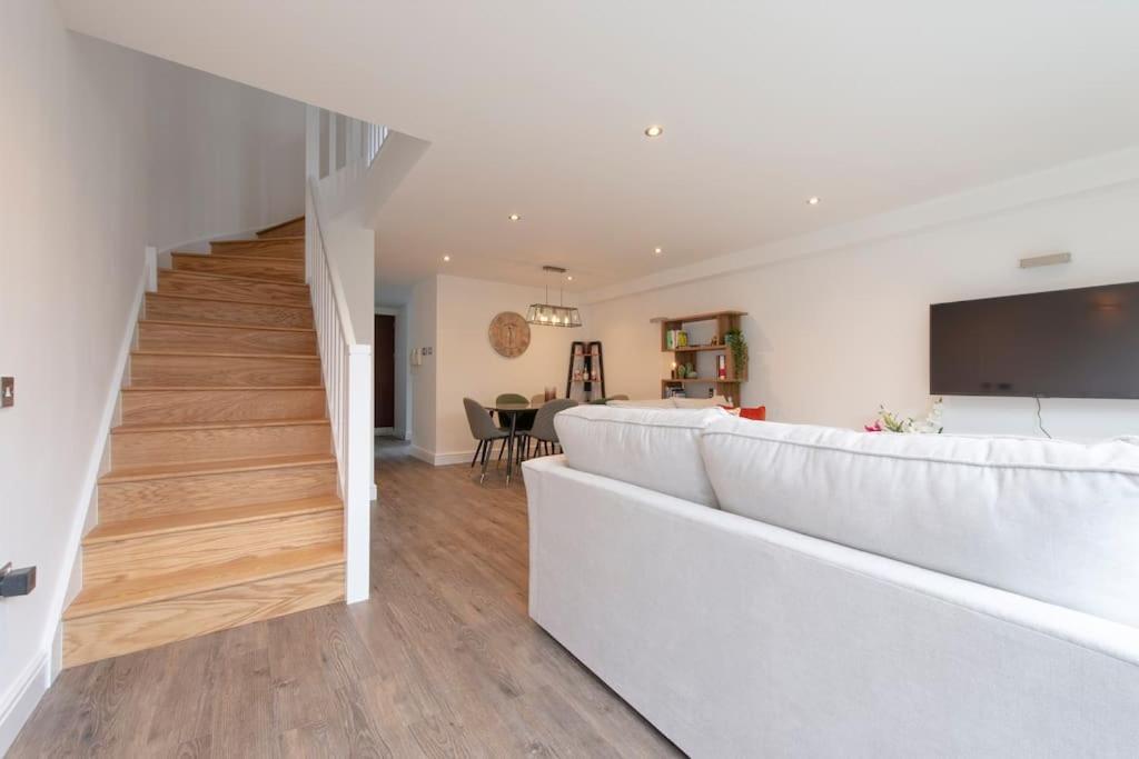 Park View Apartments Лондон Экстерьер фото